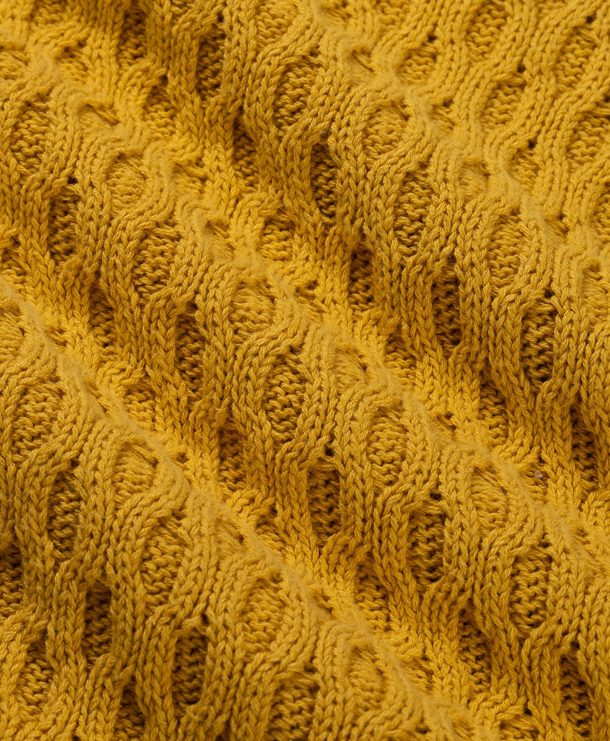 Misted Yellow Dp Badge Flat Knit Sweater