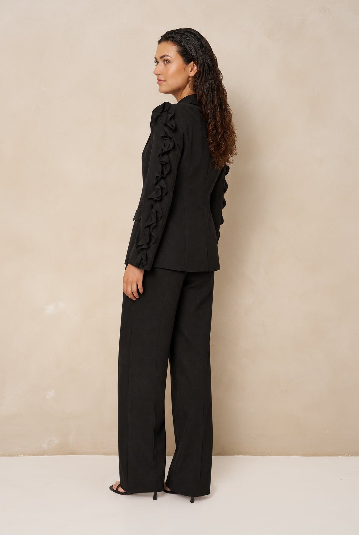 Blazer Jadie - Ruffle Sleeve | Black
