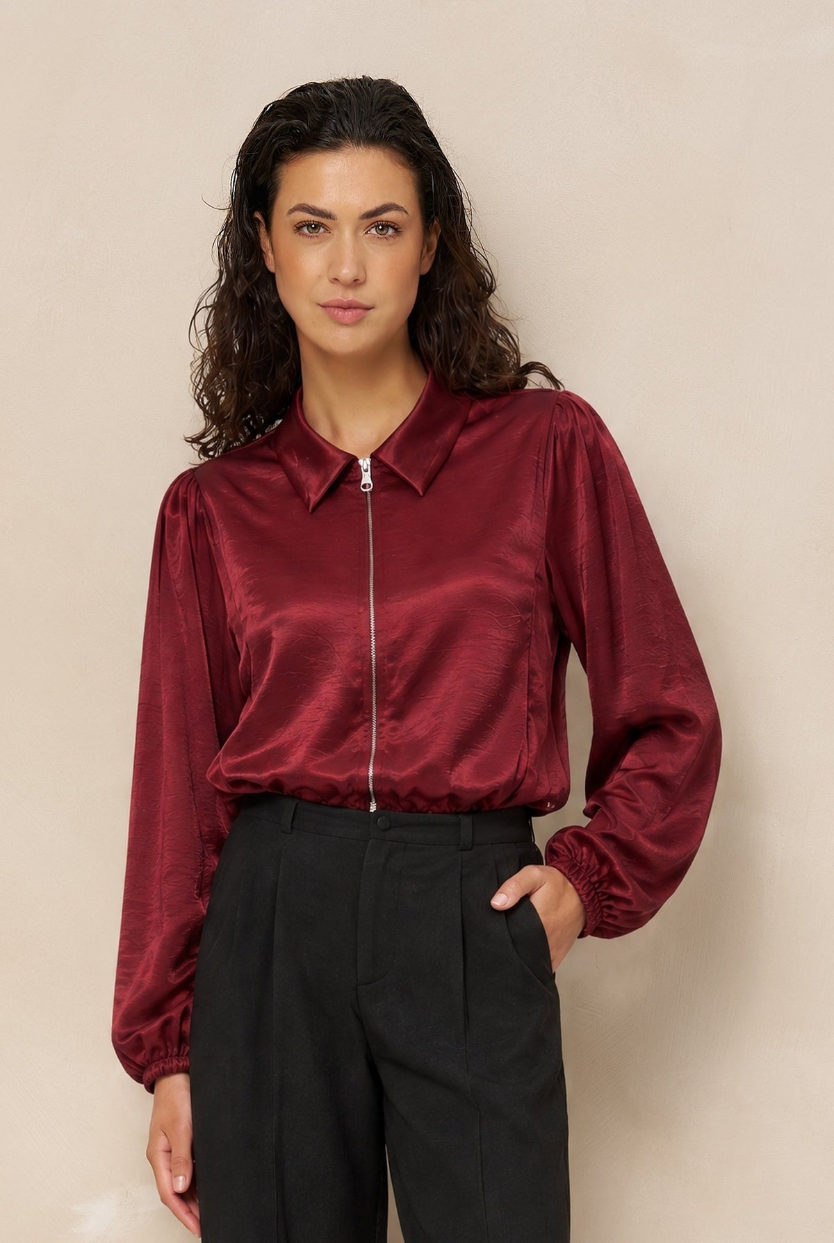 Jacket Kairi - Satin Bomber | Burgundy